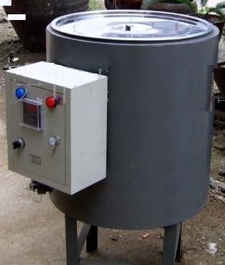 Electrical wax melter